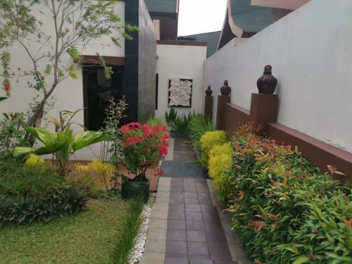 Vimala Hills Resort Cozy Villa Puncak Gadog Bogor