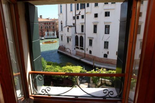 Hotel Pensione Accademia - Villa Maravege