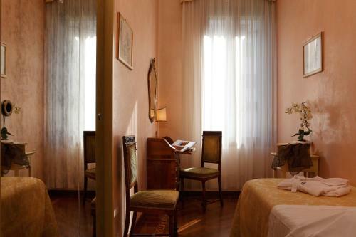 Hotel Pensione Accademia - Villa Maravege