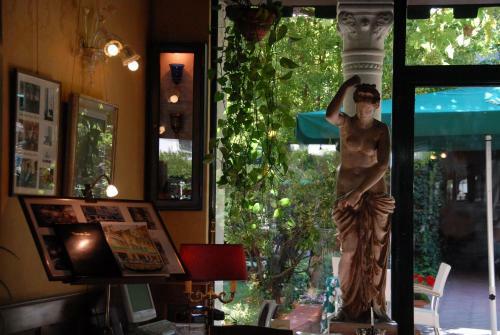 Hotel Pensione Accademia - Villa Maravege