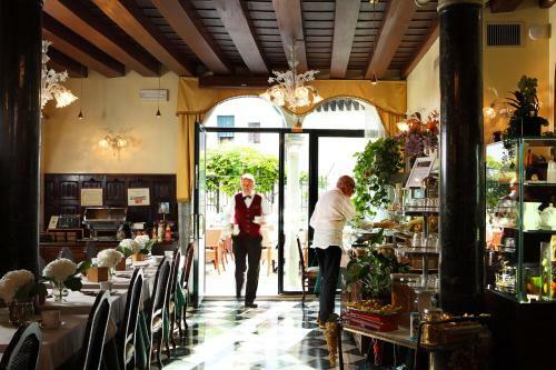 Hotel Pensione Accademia - Villa Maravege