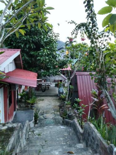 Nazri Nipah Camp Pangkor