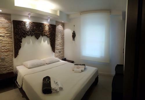 Karon Beach Apartment Sea View