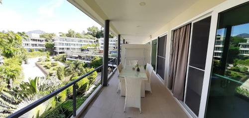 Karon Beach Apartment Sea View