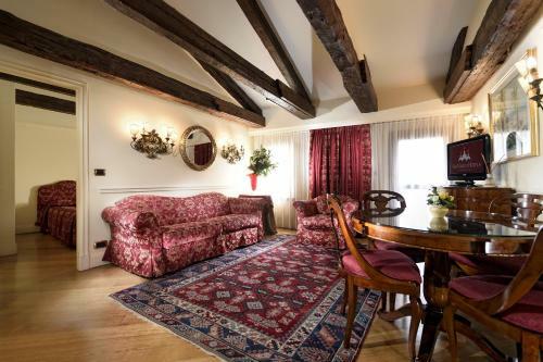 Hotel Suites Torre Dell'orologio