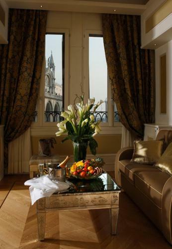 Hotel Suites Torre Dell'orologio