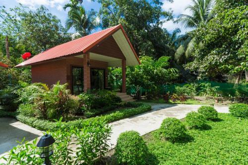 Bed & Breakfast Garden Villa Khaolak