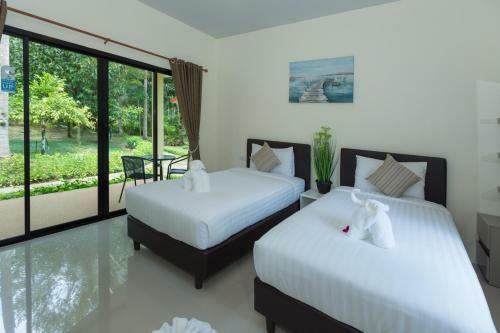Bed & Breakfast Garden Villa Khaolak