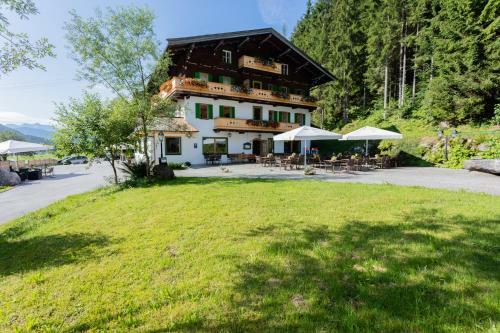 Hostal Gasthof St. Adolari