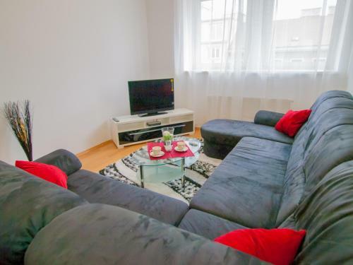 Alive Apartments