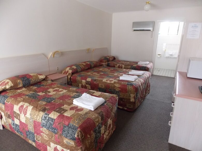 Yass Motel