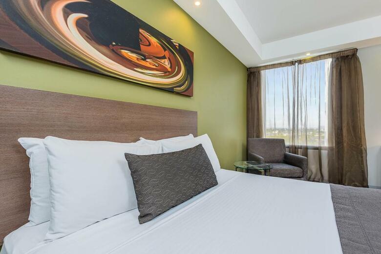 Mantra Tullamarine Hotel