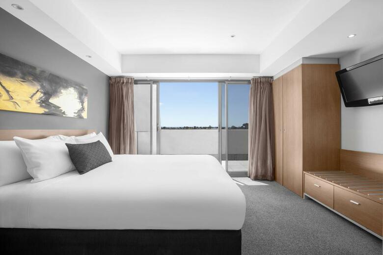 Mantra Tullamarine Hotel