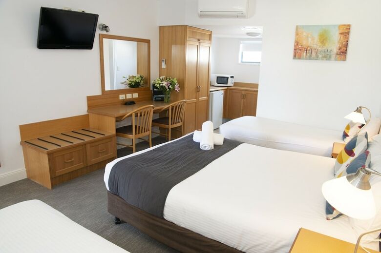 Rockpool Motor Inn