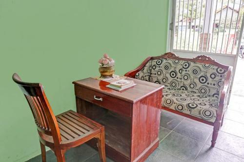 Hotel Spot On 90729 Sekar Guest House Jember