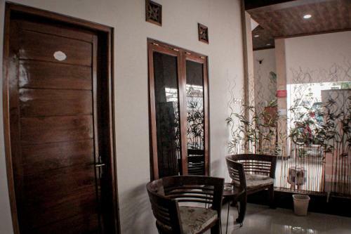 Cozy Stay Hotel
