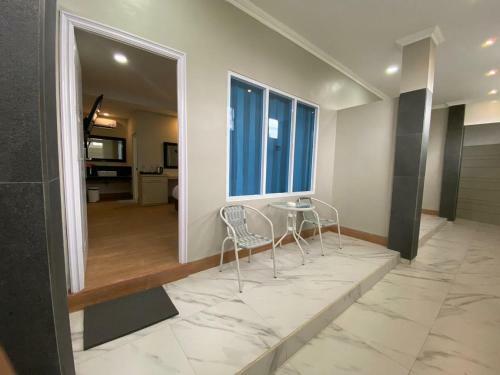 Hotel Wisma Lovebird