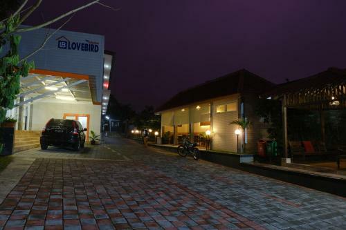 Hotel Wisma Lovebird