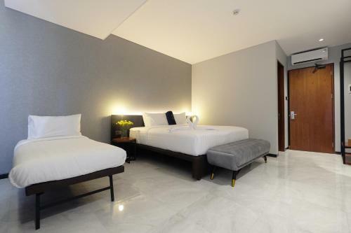 Hotel Youstay Semarang