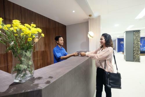 Hotel Youstay Semarang
