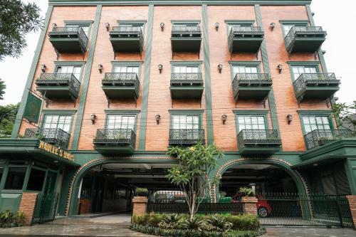 Hostal Nonies Huis Cibubur