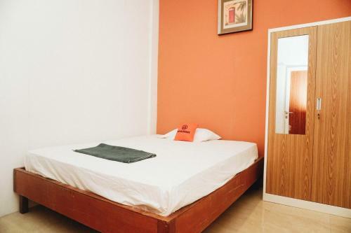 Hotel Koolkost Near University Of Surabaya