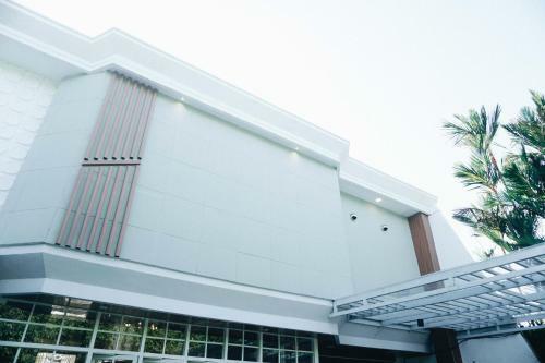 Hotel Koolkost Near University Of Surabaya
