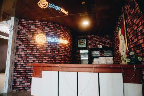 Hotel Koolkost Near University Of Surabaya