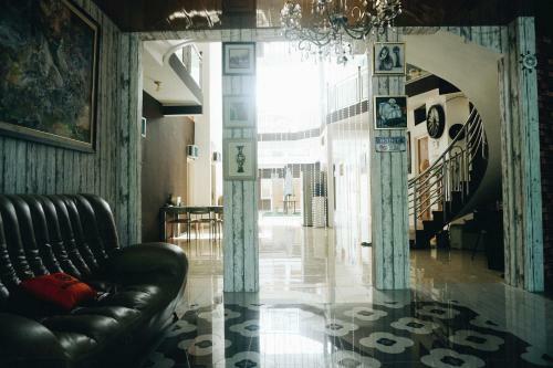 Hotel Koolkost Near University Of Surabaya