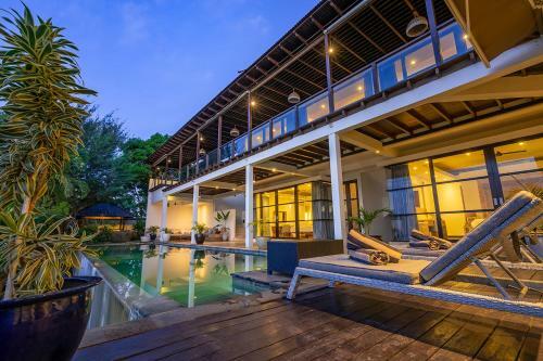Villa Olivia Estate
