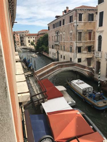 Hostal Dimora Dogale