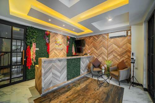 Hotel Tree Homestay Redpartner