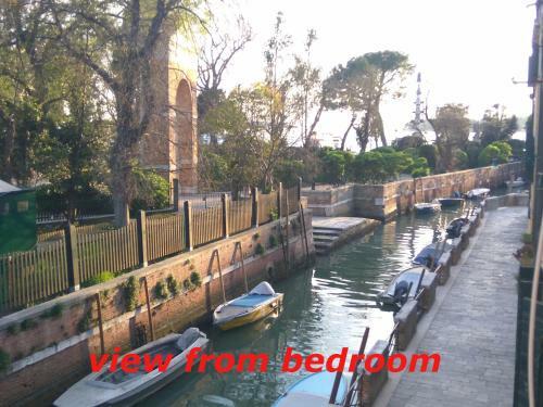 Susy Biennale Apartment - Canal View And Garden