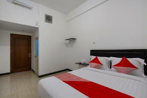 Hotel Vaccinated Staff-oyo 3309 Forrest Inn