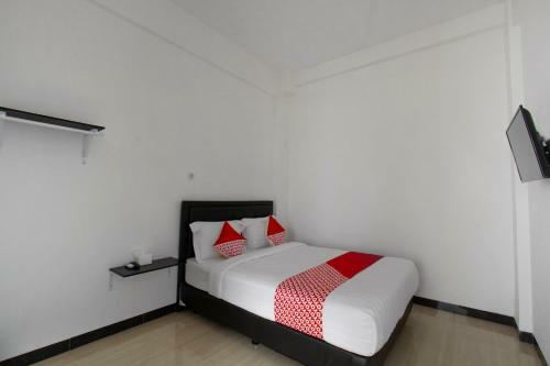 Hotel Vaccinated Staff-oyo 3309 Forrest Inn