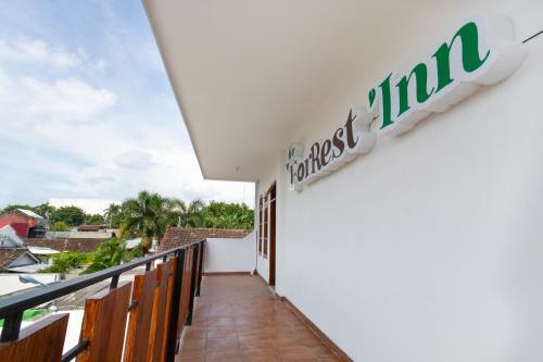 Hotel Vaccinated Staff-oyo 3309 Forrest Inn