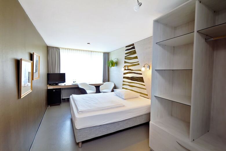 Abalon Hotel Ideal