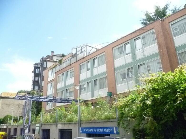 Abalon Hotel Ideal