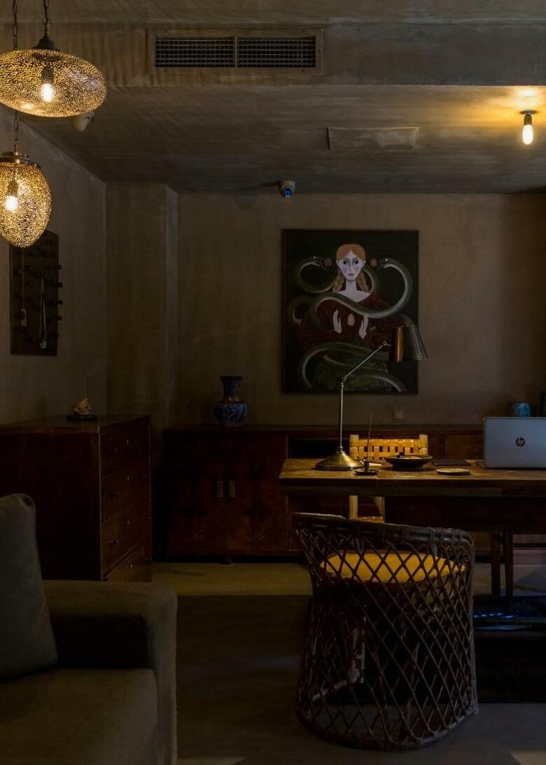Life Gallery Hotel