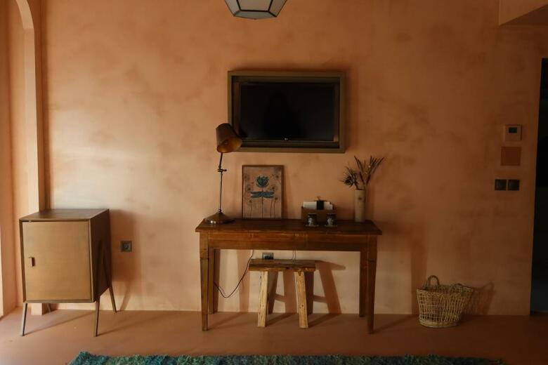 Life Gallery Hotel
