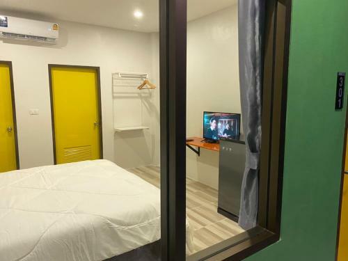 Hotel N&n House Laem Hin