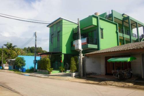 Hotel N&n House Laem Hin