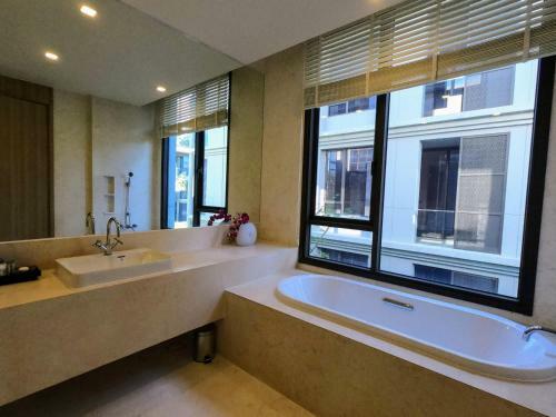 Apartamento Baan Mai Khao Condo