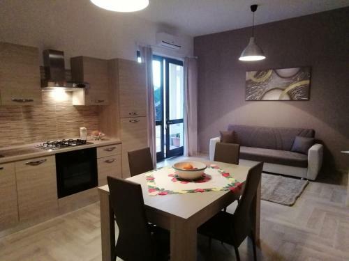 Apartamento Floris Home Tra Mare E Montagna