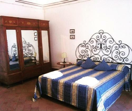 Agroturismo La Rocca Delle Rose