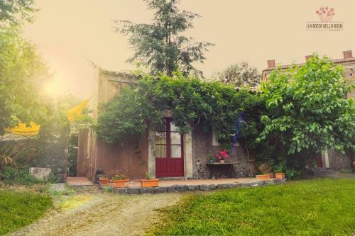 Agroturismo La Rocca Delle Rose