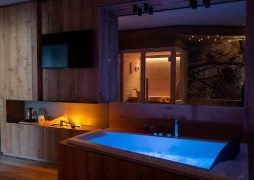 Hostal Teverone Suites & Wellness
