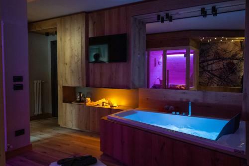 Hostal Teverone Suites & Wellness