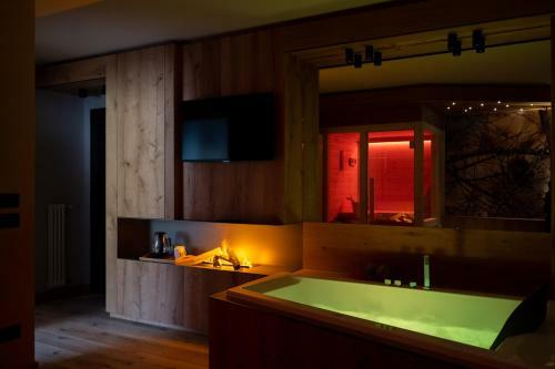 Hostal Teverone Suites & Wellness