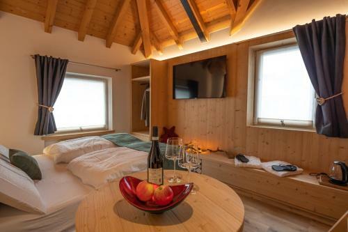 Hostal Teverone Suites & Wellness